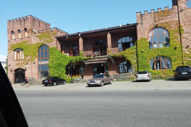 Kemeni Garden Hotel Батуми Екстериор снимка